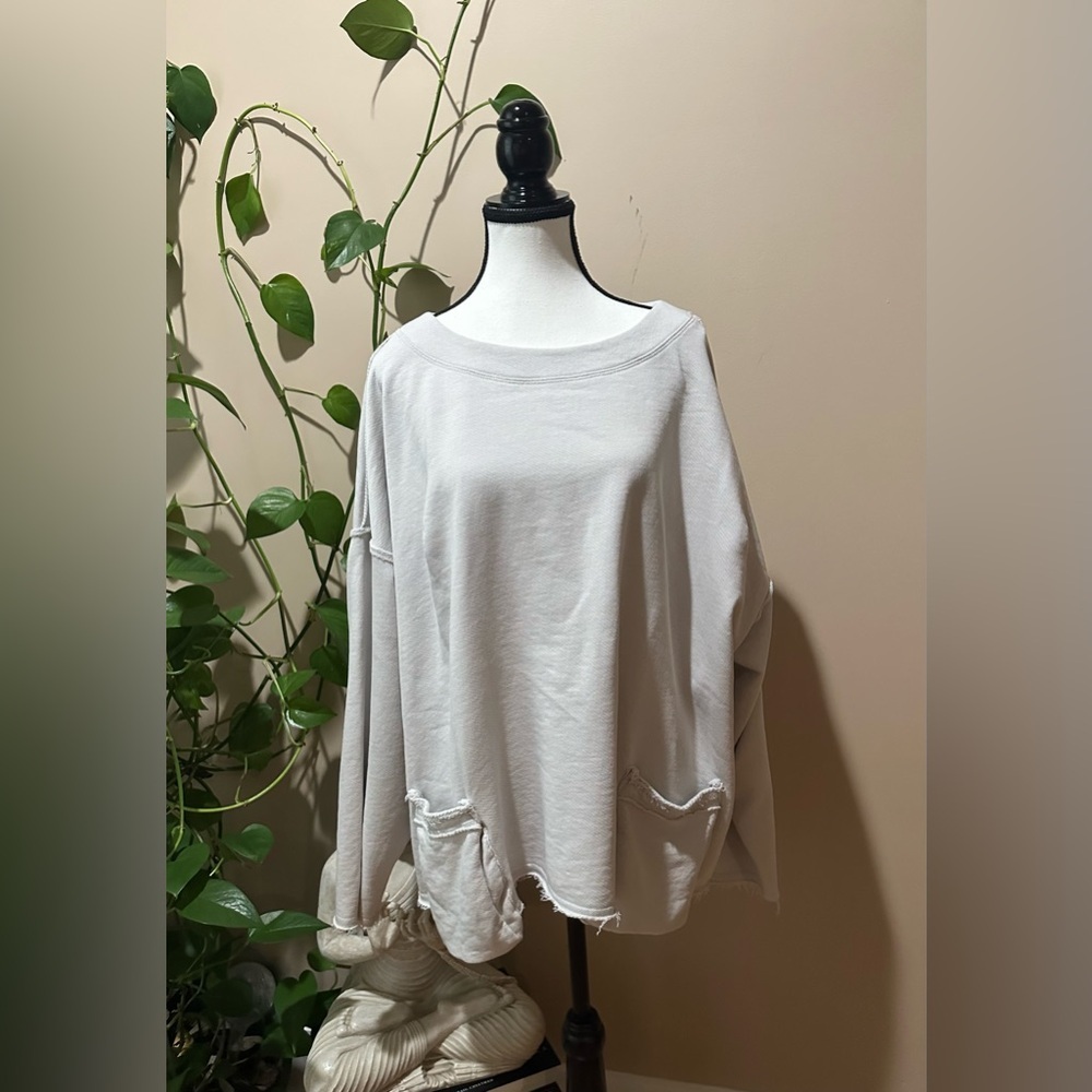 XL Liv by Habitat Gray Oversized Sweatshirt